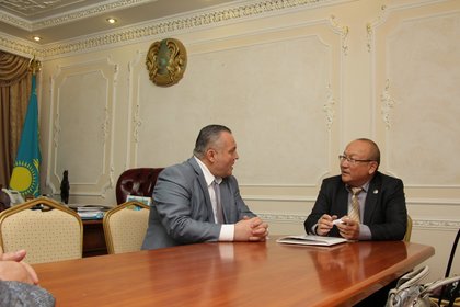 Работно посещение на посланик Васил Петков в Павлодар